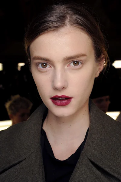 Look 30